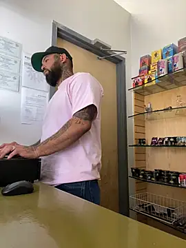 Snapshot of jr91esl chatting on February 2025 09:22:01 PM jr91esl online show from February 2025 09:22:01 PM