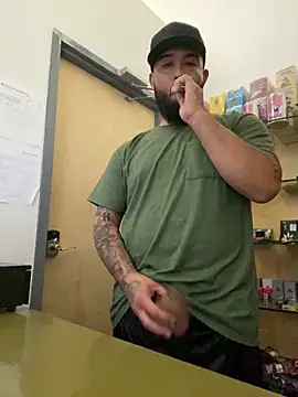 Snapshot of jr91esl chatting on February 2025 07:37:02 AM jr91esl online show from February 2025 07:37:02 AM