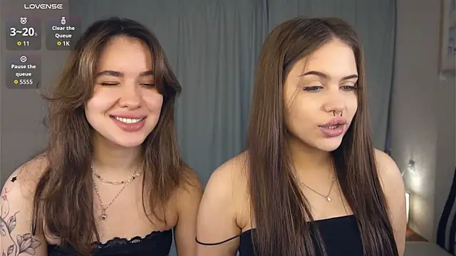 TateDevon online show from November 2025 06:34:01 AM