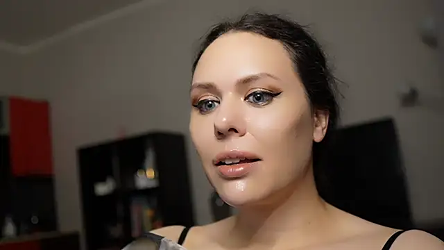 MollyCheiz online show from December 2024 06:47:01 AM