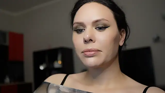 MollyCheiz online show from December 2024 10:02:02 PM