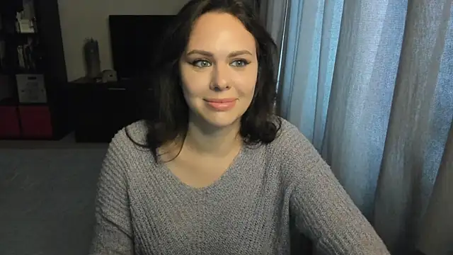 MollyCheiz online show from October 2025 10:45:01 AM