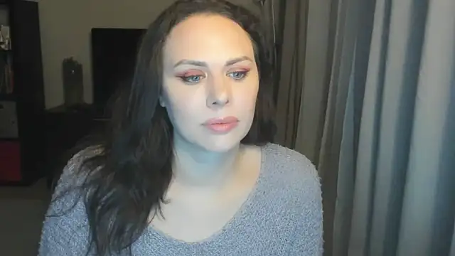 MollyCheiz online show from April 2026 11:10:02 PM