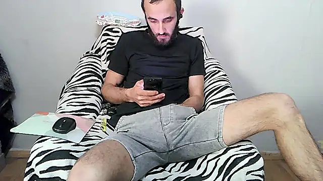 kisandgioni online show from March 2025 12:34:01 PM