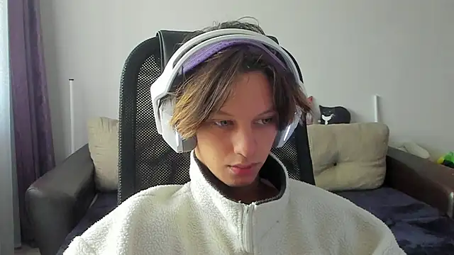 Ostin meow online show from November 2025 08:15:02 AM