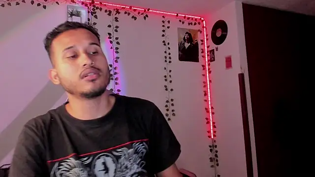 Raf brunette online show from February 2025 11:39:02 AM