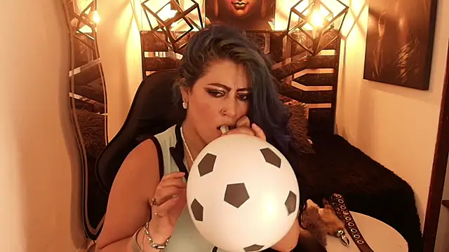 scarleth blue online show from July 2026 03:02:02 AM