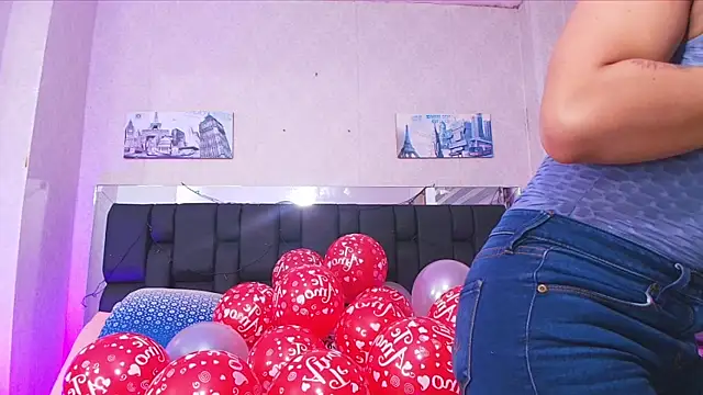 Snapshot of canela_oss chatting on February 2025 11:54:01 AM canela oss online show from February 2025 11:54:01 AM