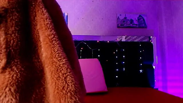 Snapshot of canela_oss chatting on March 2025 12:02:02 PM canela oss online show from March 2025 12:02:02 PM