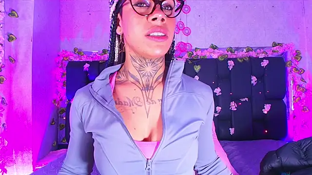 Snapshot of canela_oss chatting on September 2025 11:54:01 AM canela oss online show from September 2025 11:54:01 AM