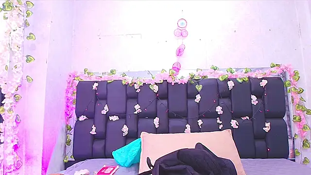 Snapshot of canela_oss chatting on September 2025 11:56:01 AM canela oss online show from September 2025 11:56:01 AM