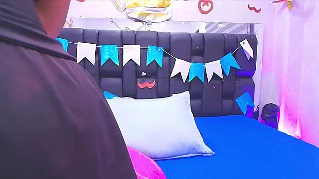 Snapshot of canela_oss chatting on September 2025 11:59:01 AM canela oss online show from September 2025 11:59:01 AM