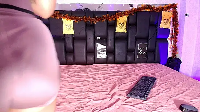 Snapshot of canela_oss chatting on October 2025 11:54:01 AM canela oss online show from October 2025 11:54:01 AM