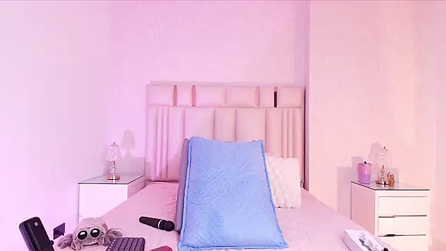 Snapshot of canela_oss chatting on November 2025 01:04:02 PM canela oss online show from November 2025 01:04:02 PM