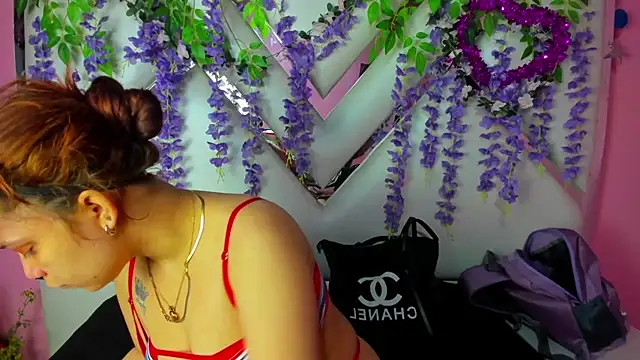 MelanyCarter18 online show from October 2025 01:23:01 PM