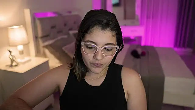 Camilaa bueno online show from December 2024 01:48:01 AM