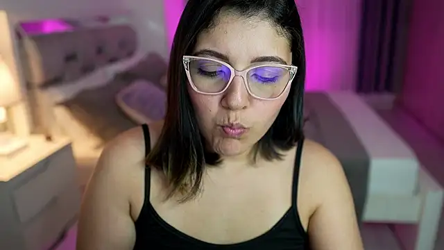 Camilaa bueno online show from February 2025 12:48:01 AM