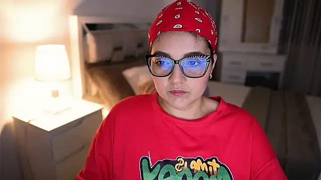 Camilaa bueno online show from October 2025 02:37:02 AM