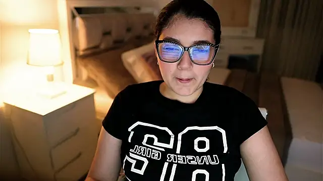 Camilaa bueno online show from October 2025 11:49:02 PM