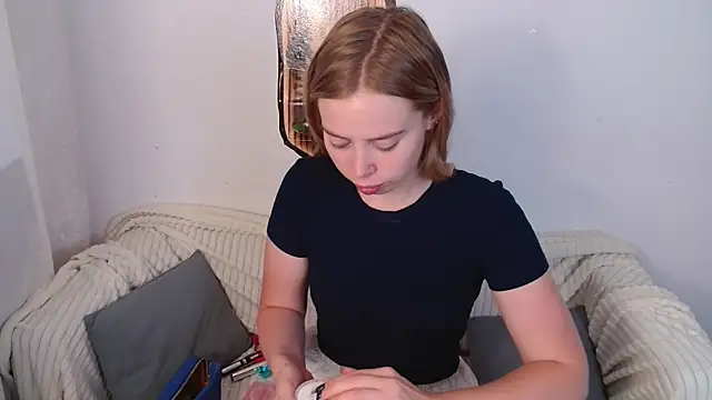 sofiaa here online show from June 2026 12:09:02 AM