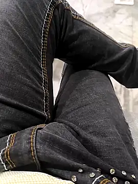 faaseel online show from October 2025 11:33:02 AM