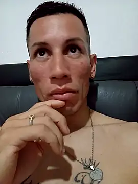 FlacoDani online show from October 2025 03:19:01 PM