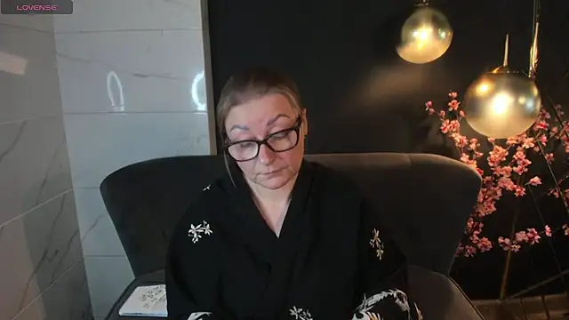 AlexandraKind online show from January 2025 07:49:02 PM