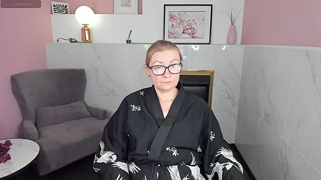 AlexandraKind online show from February 2025 11:51:02 PM