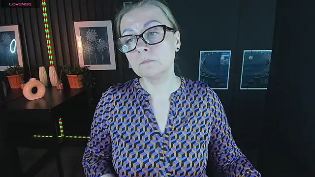 AlexandraKind online show from March 2025 06:01:01 AM