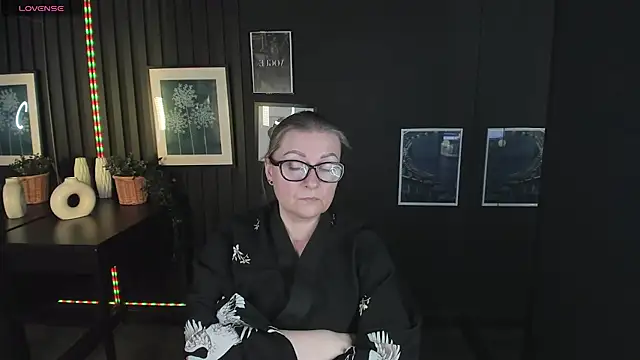 AlexandraKind online show from March 2025 03:29:02 AM