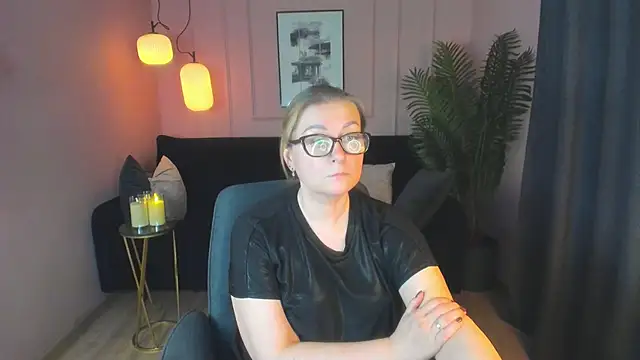 AlexandraKind online show from March 2025 07:58:02 PM