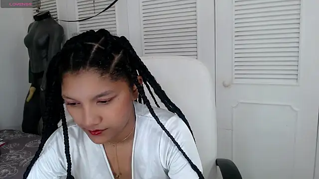 elly willis online show from December 2024 04:16:02 AM