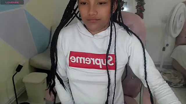 elly willis online show from December 2024 11:26:01 AM