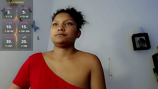 elly willis online show from March 2025 09:00:02 PM