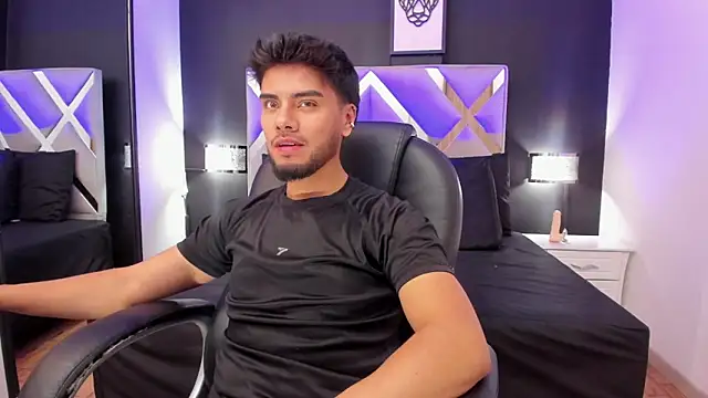 Tommidubois online show from January 2025 12:06:01 AM