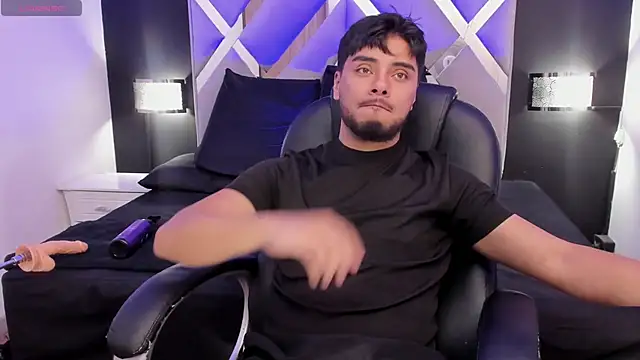 Tommidubois online show from February 2025 03:24:01 AM