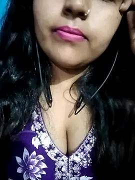 Love-Veronica online show from February 2026 12:59:02 PM