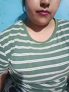 Snapshot of Love-Veronica chatting on June 2026 06:30:01 PM Love-Veronica online show from June 2026 06:30:01 PM