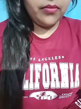 Snapshot of Love-Veronica chatting on July 2026 01:28:01 PM Love-Veronica online show from July 2026 01:28:01 PM