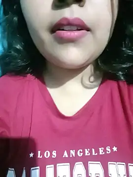 Snapshot of Love-Veronica chatting on July 2026 06:21:01 PM Love-Veronica online show from July 2026 06:21:01 PM