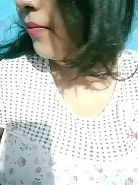 Snapshot of Love-Veronica chatting on July 2026 06:21:01 PM Love-Veronica online show from July 2026 06:21:01 PM