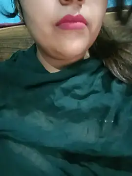 Snapshot of Love-Veronica chatting on July 2026 01:28:02 PM Love-Veronica online show from July 2026 01:28:02 PM