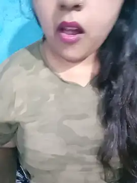 Snapshot of Love-Veronica chatting on August 2026 01:36:01 PM Love-Veronica online show from August 2026 01:36:01 PM