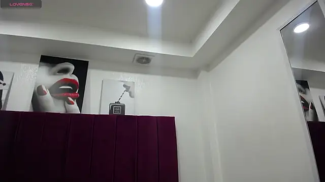 Kylee28 online show from January 2025 08:07:01 PM