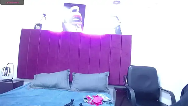 Kylee28 online show from February 2025 07:53:01 PM