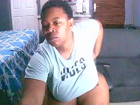 curvyloneah75 online show from December 2024 08:45:01 PM