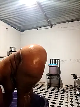 curvyloneah75 online show from October 2025 07:39:01 AM