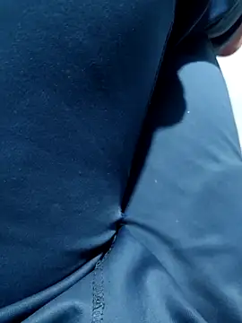 missmonika01 online show from April 2026 05:17:01 PM