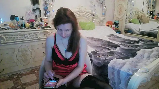 Debra Phoenix online show from April 2026 10:24:02 PM