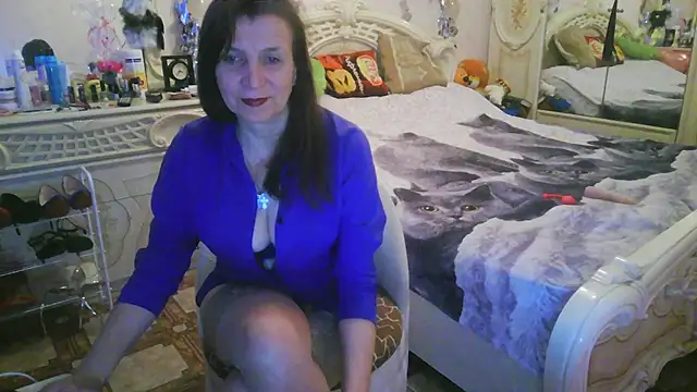 Debra Phoenix online show from July 2026 12:40:01 AM